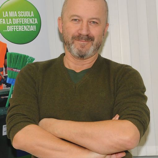 Stefano Chiodaroli dal teatro a una mostra di dipinti