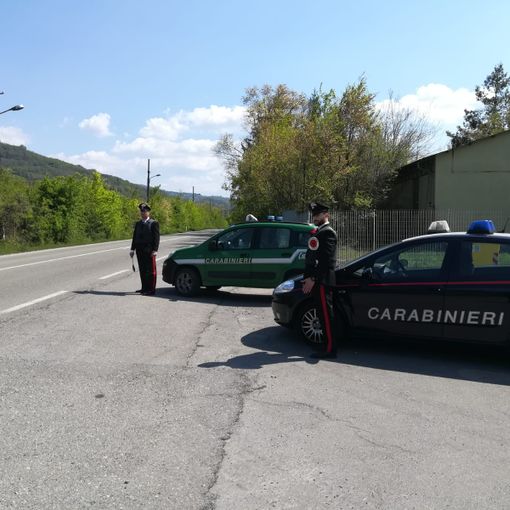Rivanazzano: sorpresi a rubare una borsa su un auto, ai domiciliari padre e figlio