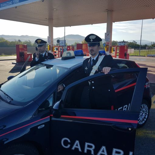 Rivanazzano Terme: fanno il &quot;pieno&quot; di benzina con una carta carburante rubata, denunciata una coppia