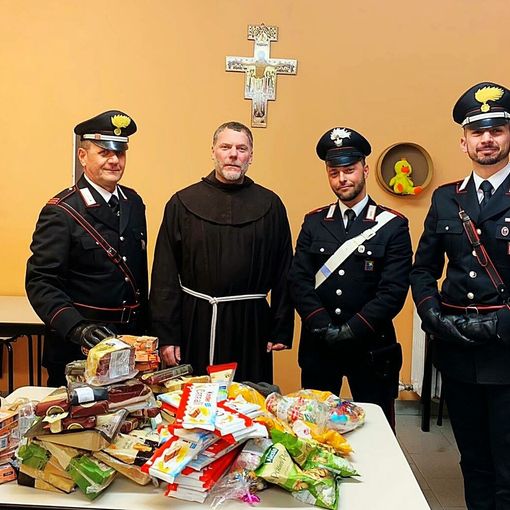 Pavia: i carabinieri donano ai più bisognosi generi alimentari rubati