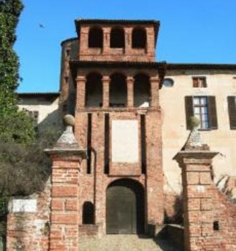 Pieve del Cairo: il castello Beccaria sotto i riflettori di “Uno Mattina in famiglia”