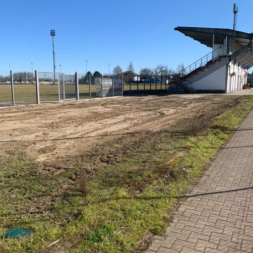 Gambolò, completato l’intervento al campo sportivo. Ricavati nuovi spazi esterni al rettangolo di gioco
