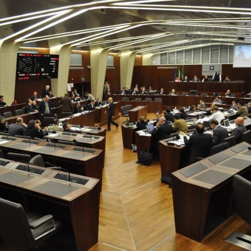 Lombardia, bilancio Consiglio regionale: unanime via libera in Aula