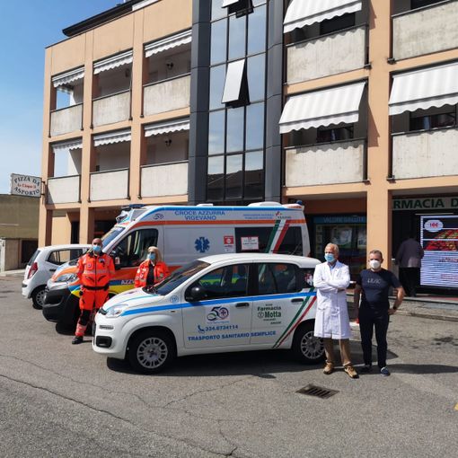 Vigevano, ecco la nuova Fiat Panda della Croce Azzurra Cuore Vigevano