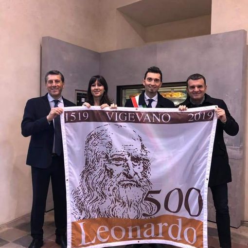 Vigevano, vince la pioggia...ma si celebra Leonardo (FOTO)