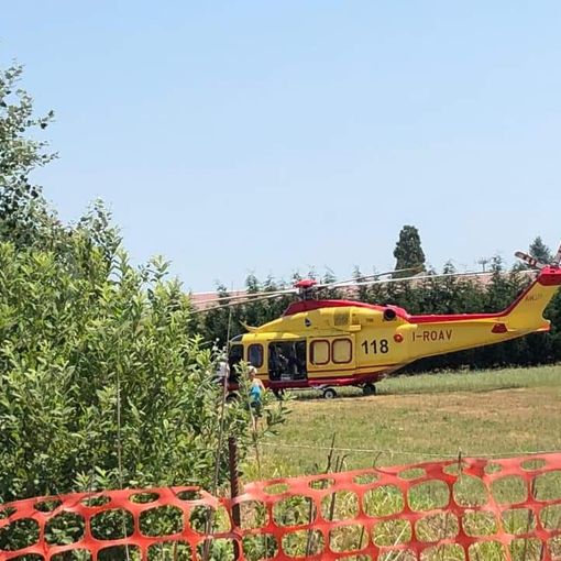 Cilavegna: accusa un malore in chiesa, interviene l'elisoccorso per un 47enne