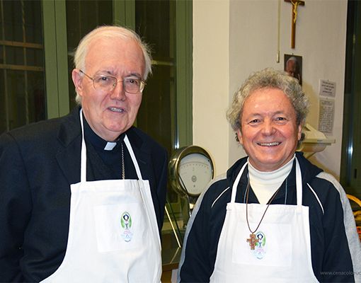 Pavia, chiesa gremita per le preghiere di intercessione di don Adriano Gennari