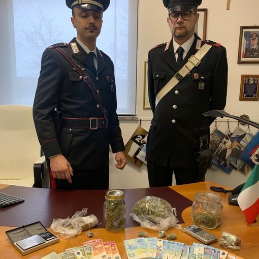 Oltrepò: trovati con la droga nell'auto, in manette due giovani pusher