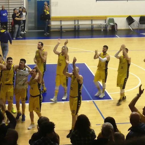 Basket Serie B, Vigevano batte Omegna in una partita di alto livello