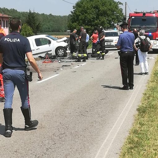 Gambolò: scontro lungo la provinciale 183, sul posto l'elisoccorso