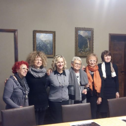 Vigevano, fiaccolata di solidarietà per dire stop alla violenza sulle donne