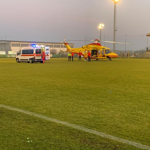 I soccorsi giunti allo stadio di via Artigianato