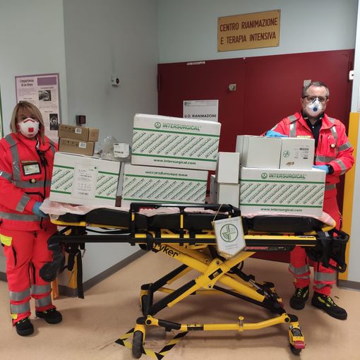 Vigevano: la Croce Verde consegna alla rianimazione dell'Ospedale Civile presidi sanitari per fronteggiare l'emergenza Coronavirus