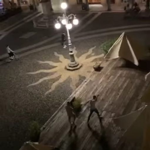 Vigevano: identificati i responsabili degli atti vandalici in piazza Ducale