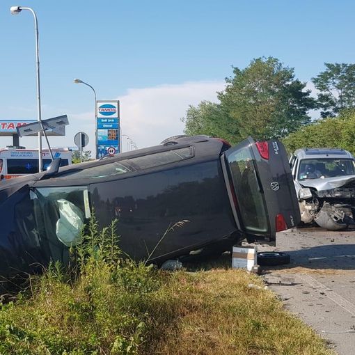 Spessa Po: scontro tra auto sulla provinciale 199, coinvolte due persone