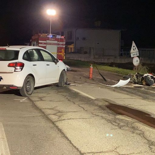 Lomello: scontro auto-scooter, soccorse due persone