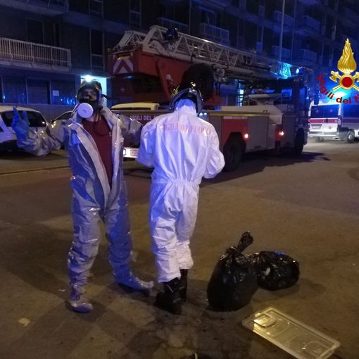 Sannazzaro: i Vigili del fuoco soccorrono un anziano in casa febbricitante da alcuni giorni che non rispondeva