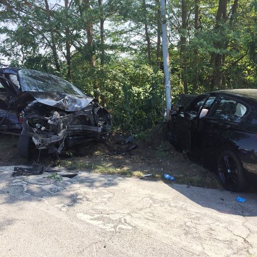 Mede: frontale fra due auto, interviene l'elisoccorso