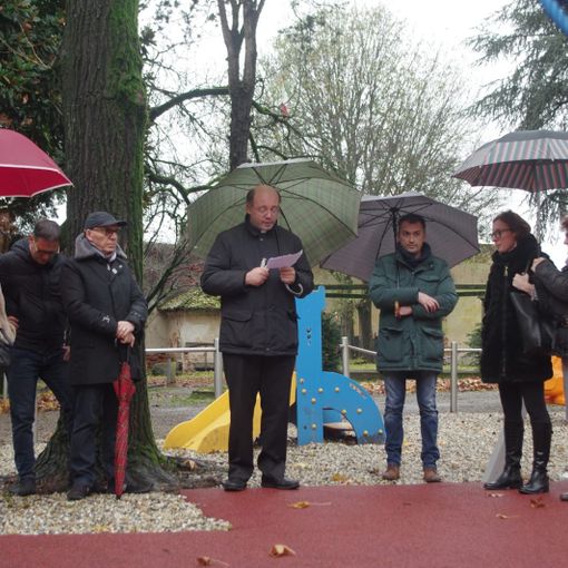 Gropello Cairoli, inaugurato il nuovo parco giochi con giochi inclusivi per disabili