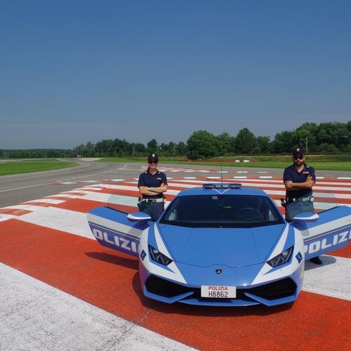 Pavia: trasporto di organi da Bari al policlinico San Matteo grazie a una Lamborghini Huracan