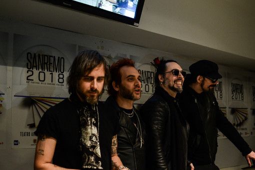 #Sanremo2018, Le Vibrazioni: “Ora parliamo ai figli che chiedono: quando torni a casa, papà?”