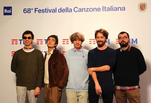 Lo Stato Sociale a #Sanremo2018: &quot;Puoi ballare la salsa acrobatica a 80 anni se lo fai con il cuore&quot;