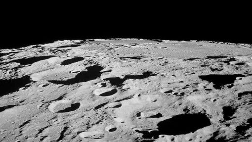 &quot;Che fai tu, luna, in ciel?&quot;: per omaggiare la Luna basta contemplarla con una poesia