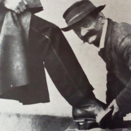 Il caro-scarpa nel dopoguerra. In dieci anni il prezzo per un paio di scarpe economiche è aumentato di quasi duecento volte