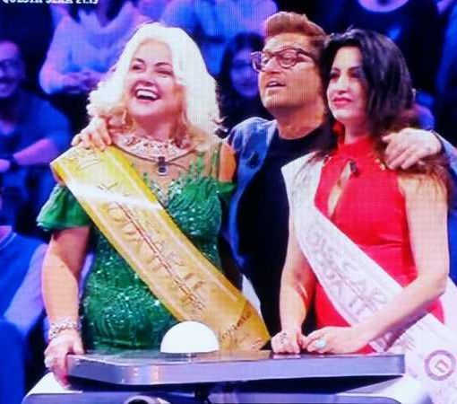 Paola Grossi dalla Lomellina alla corte di Enrico Papi su TV8