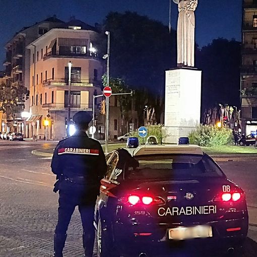 Pavia: movida molesta denunciato un 20enne per disturbo e danneggiamenti