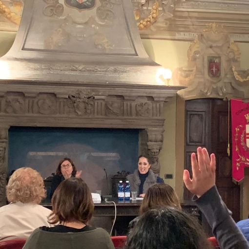 Gambolò, Chiara Moscardelli ospite alla Rassegna Letteraria tra divertimento e stereotipi da sfatare