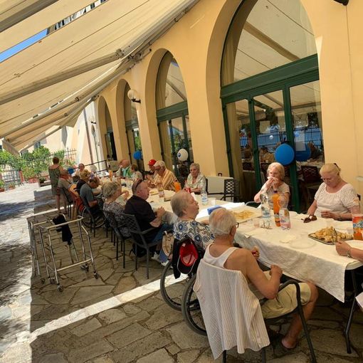 Gemellaggio tra Rsa: gli anziani di Sartirana Lomellina in visita alla Rsa di Recco del gruppo “Sereni Orizzonti”