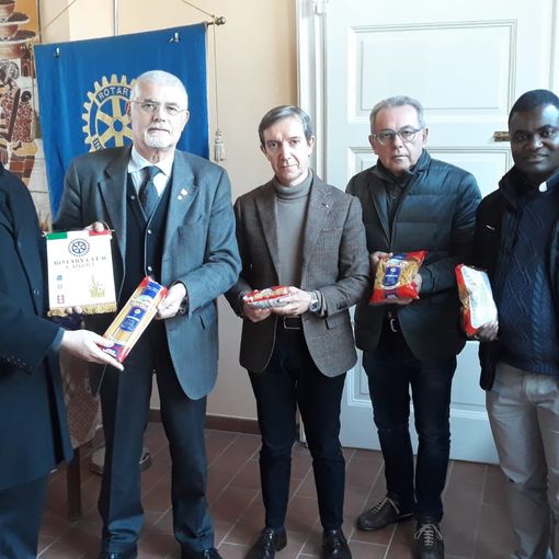 Sannazzaro: donati 470 chili di generi alimentari a sostegno delle famiglie bisognose del territorio