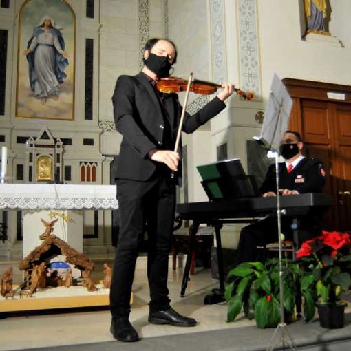 San Vittore Olona: in tempi di Covid e di divieti di ingressi ed eventi in RSA i residenti allietati dalla musica di Stradivari
