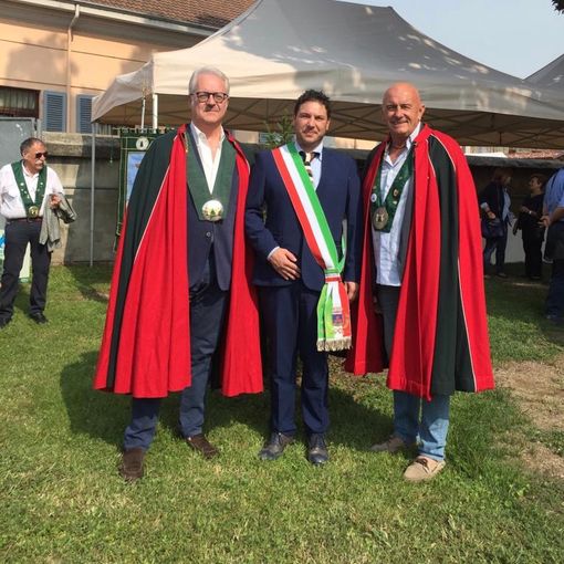 Sant’Angelo, grande festa domenica scorsa per l’arrivo dell’Ordine Lomellino della Rana e del Salame d’Oca