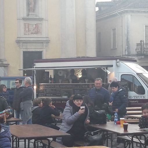 Garlasco, successo per i Food Truck di Vitamina C e lo Street food