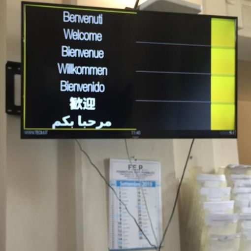 Mortara, attivi i totem per regolare la fila in comune