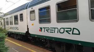 Milano-Mortara: bus sostitutivi sospesi da azienda consorziata, non da Trenord