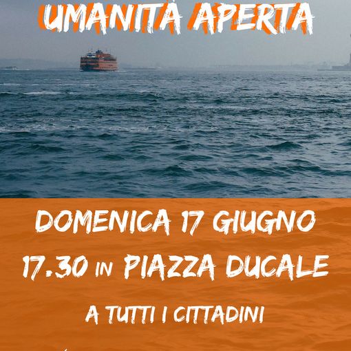 Vigevano, il Presidio di Libera in Piazza Ducale per manifestare in favore dell'immigrazione