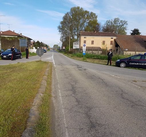 Valle Lomellina: evade dai domiciliari dopo numerosi maltrattamenti alla madre, in manette un 46enne