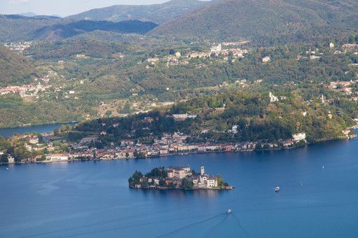 Grande festa per il ventennale di apertura del Villa Crespi