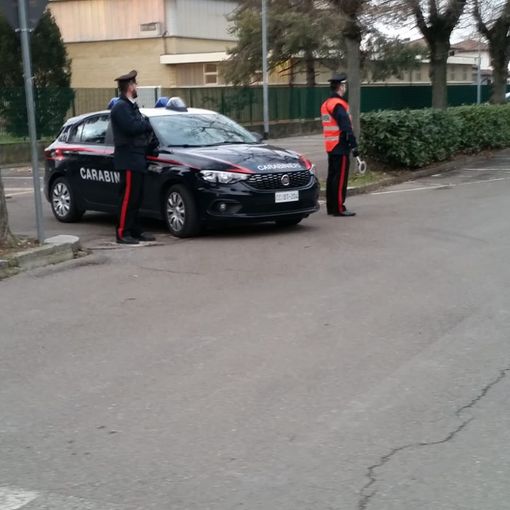 Voghera: denunciato un 30enne per detenzione illegale di  manganello telescopico