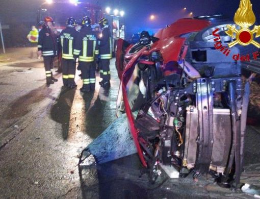 Zibido san Giacomo, frontale in località Badile: muore un 24enne
