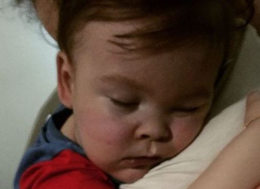Alfie Evans, storia di un bimbo condannato a morte per non mettere in cattiva luce il sistema inglese