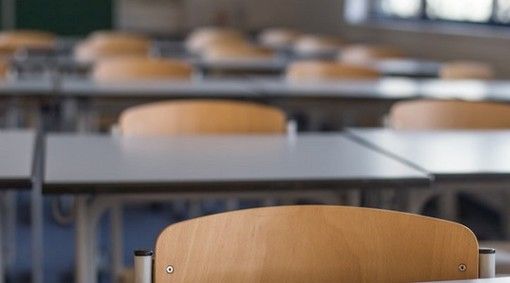 Scuola, il ministro Azzolina: «Si tornerà in classe solo se le condizioni sanitarie lo consentiranno»