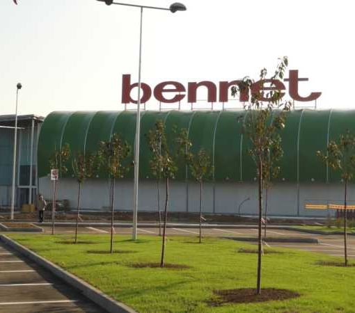 Bennet rileva 7 iper di Auchan, inclusi Cesano Boscone e Nerviano