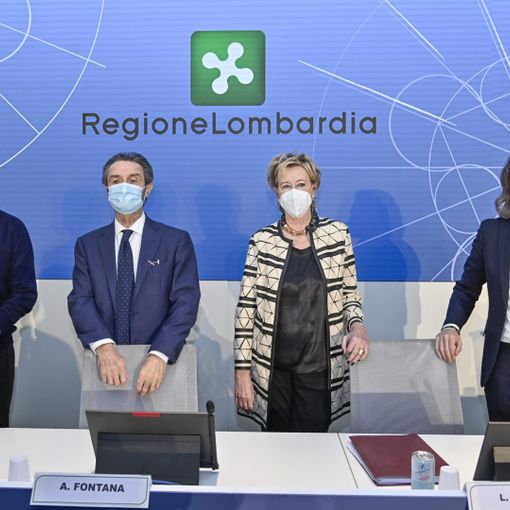 Lombardia, piano vaccini &quot;congelato&quot; dal Governo. Fontana e Grimoldi: assurdo