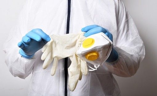 Coronavirus, i contagi crescono ancora: in provincia di Pavia 1685 casi, in Lombardia oltre 34.700. I virologi: «Ora si fanno più tamponi»