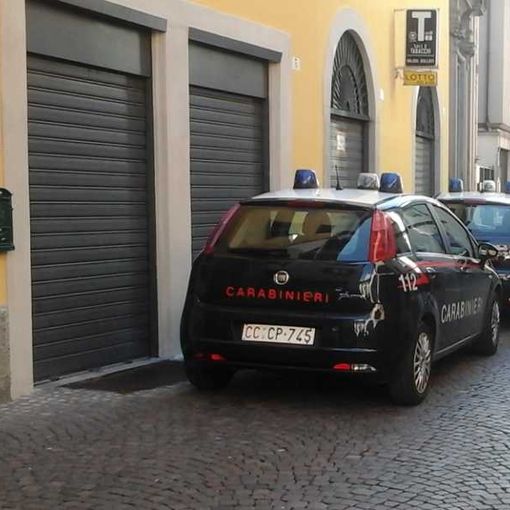 Abbiategrasso, ladri in appartamento in via Vespucci