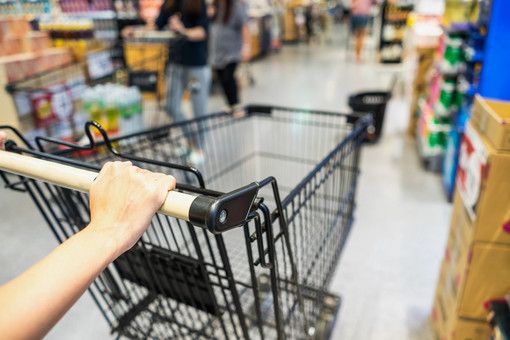 Coronavirus, nuovi orari dei supermercati in provincia: stop ad aperture notturne e domenica ridotta